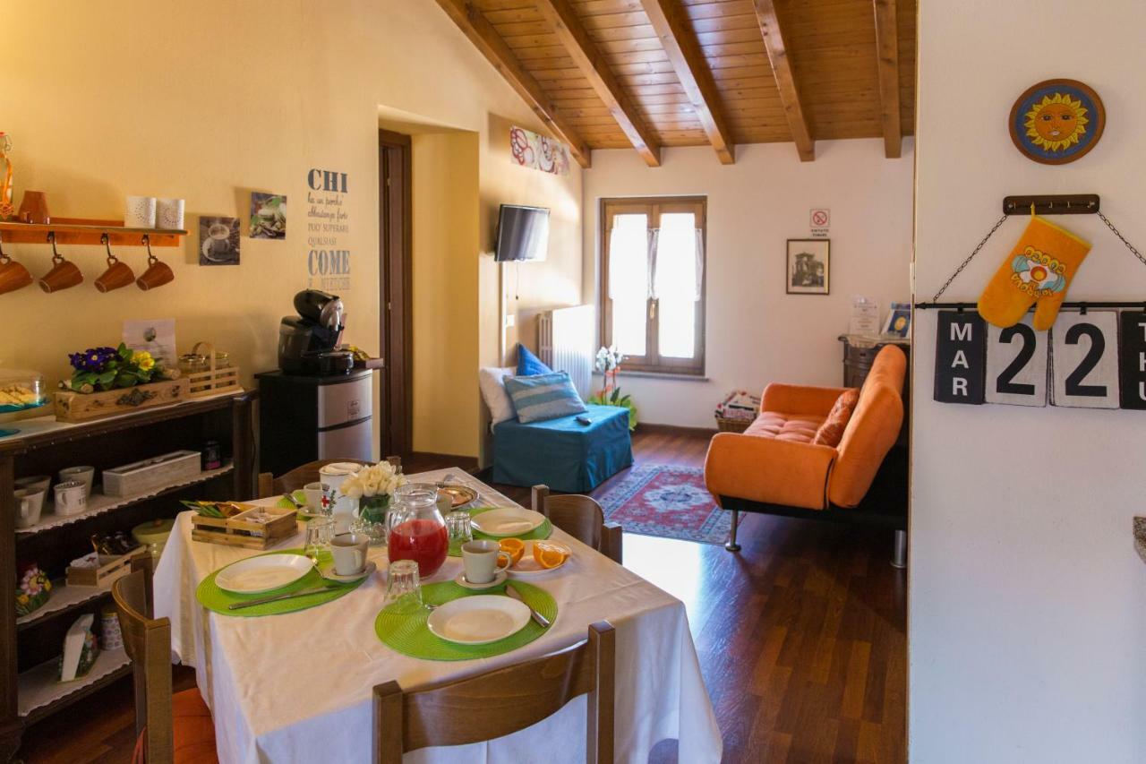 B&B Amici del Colle San Colombano al Lambro Esterno foto